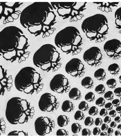 Бандана Черепа черные на белом фоне