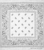 Бандана Огурцы черные на белом фоне