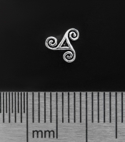 Серьга-гвоздик Триксель (серебро, 925 проба)