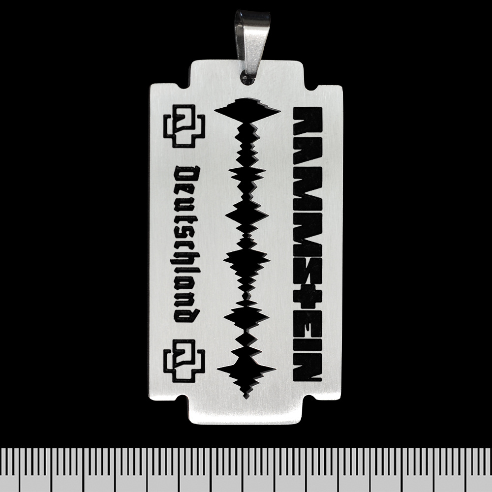 Кулон Rammstein "Deutschland" (ptsb-172) лезо Кулон Rammstein "Deutschland" (ptsb-172) лезо