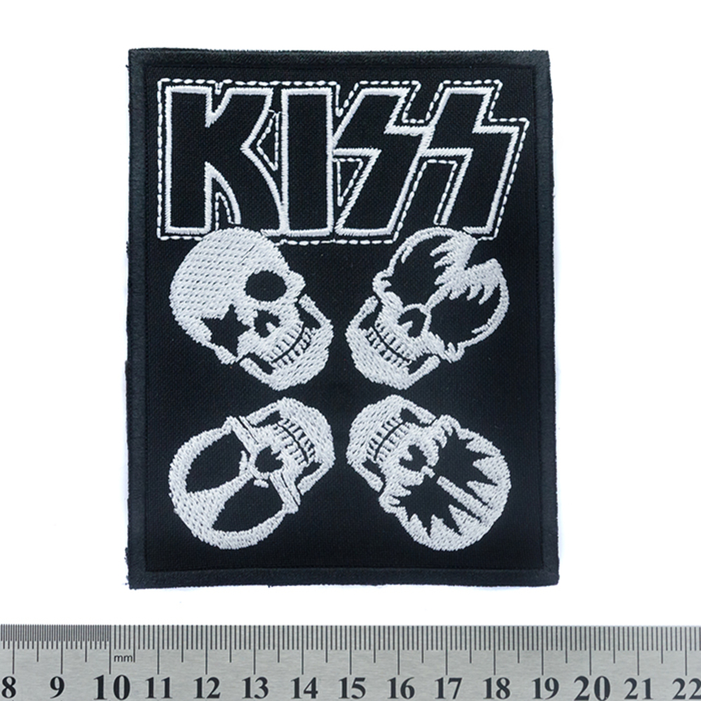 Нашивка Kiss (skulls)