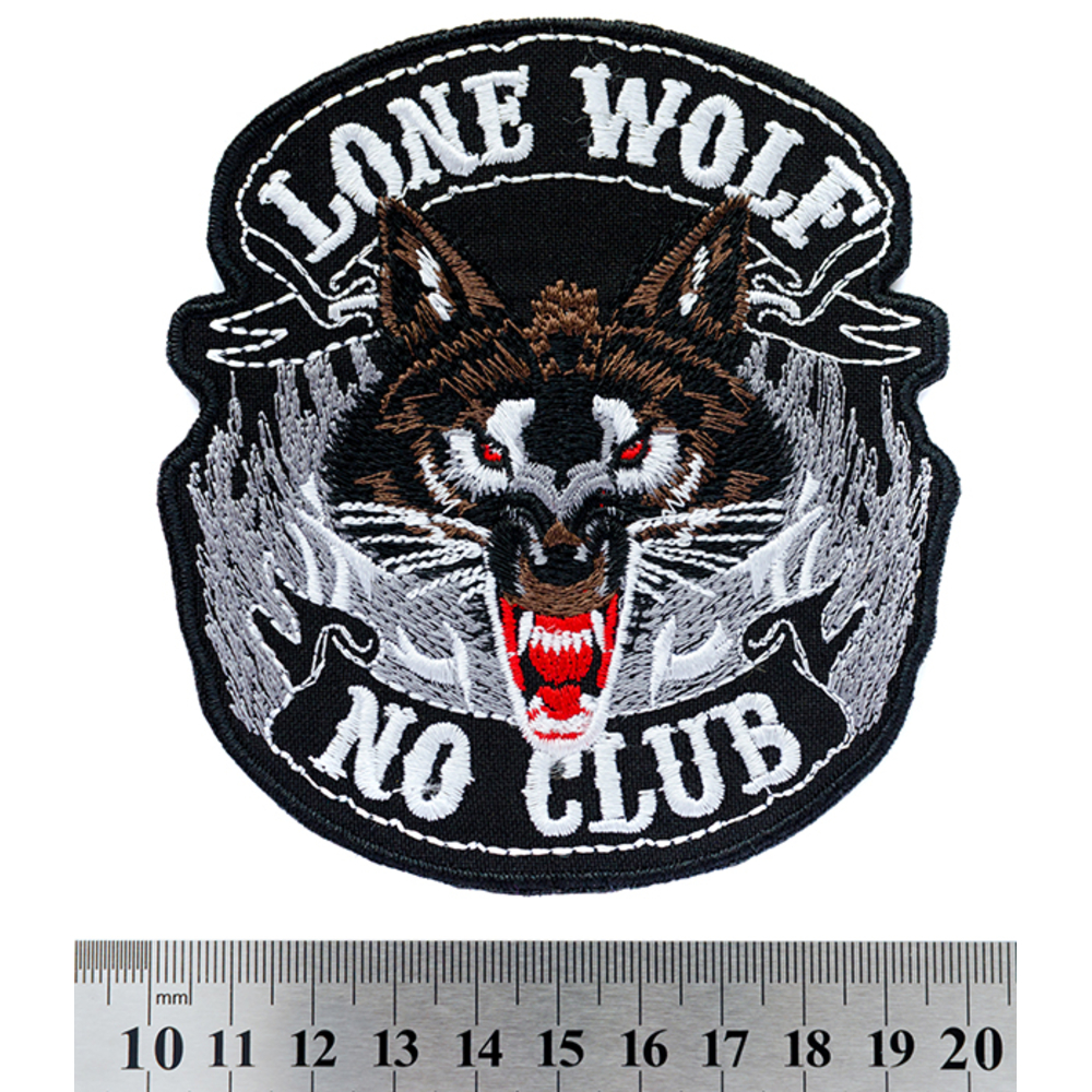 Нашивка "Lone Wolf, No Club" Нашивка "Lone Wolf, No Club"