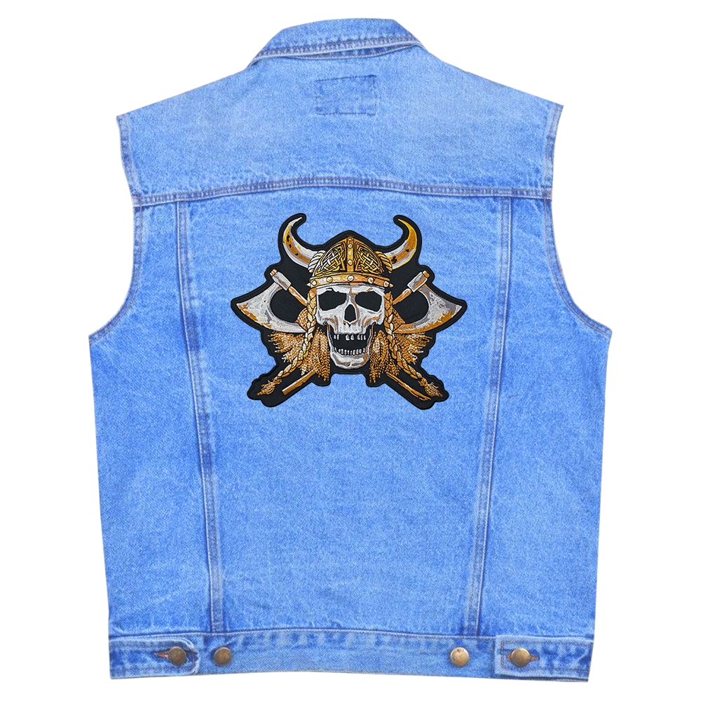 Нашивка термо Череп вікінга в шоломі та з сокирами наспинна (thps-070) Нашивка термо Череп вікінга в шоломі та з сокирами наспинна (thps-070)