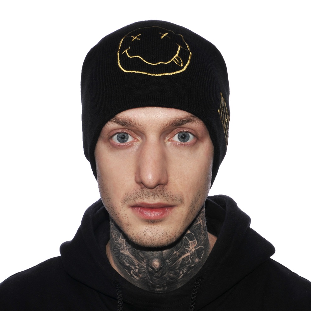 Шапка с вышивкой Nirvana черная