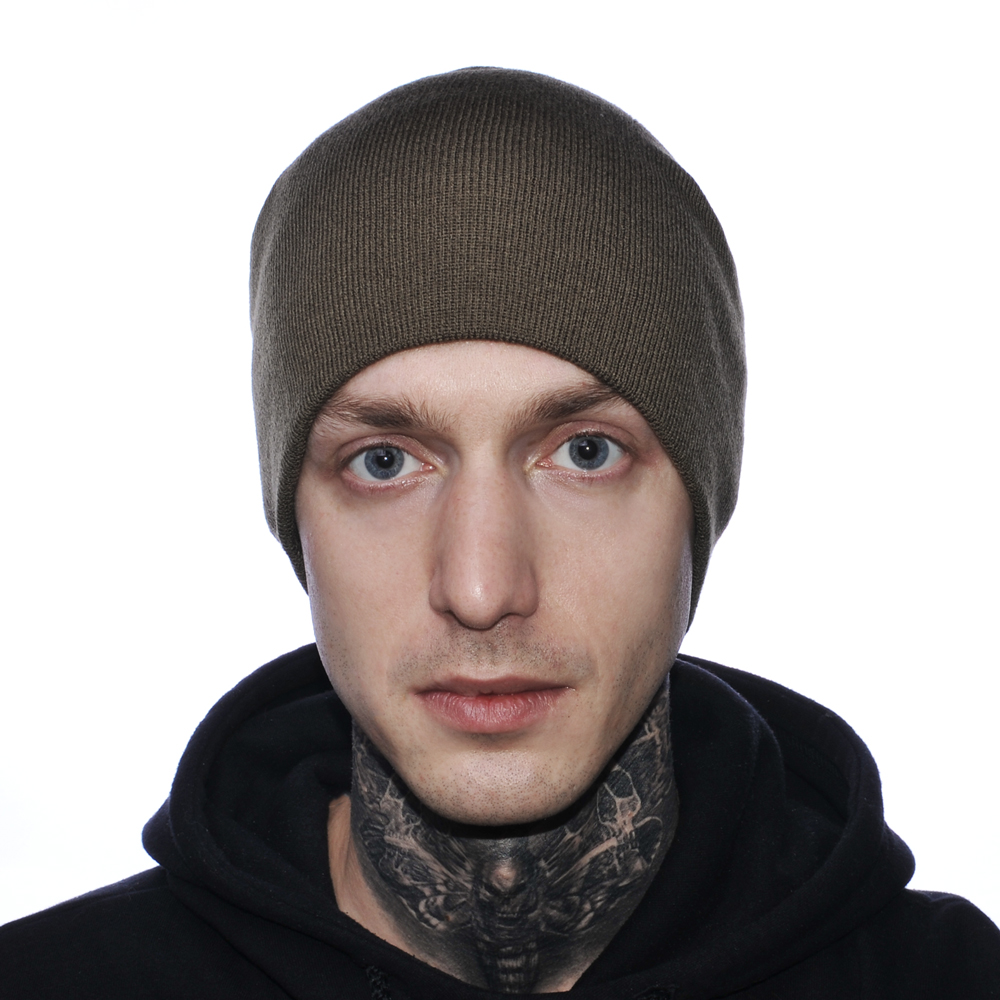 Шапка олива без вышивки